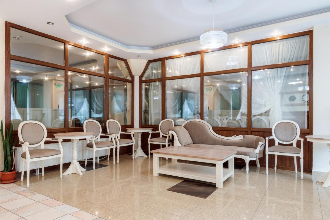 Hotel Central - Baile Olanesti Bagian luar foto