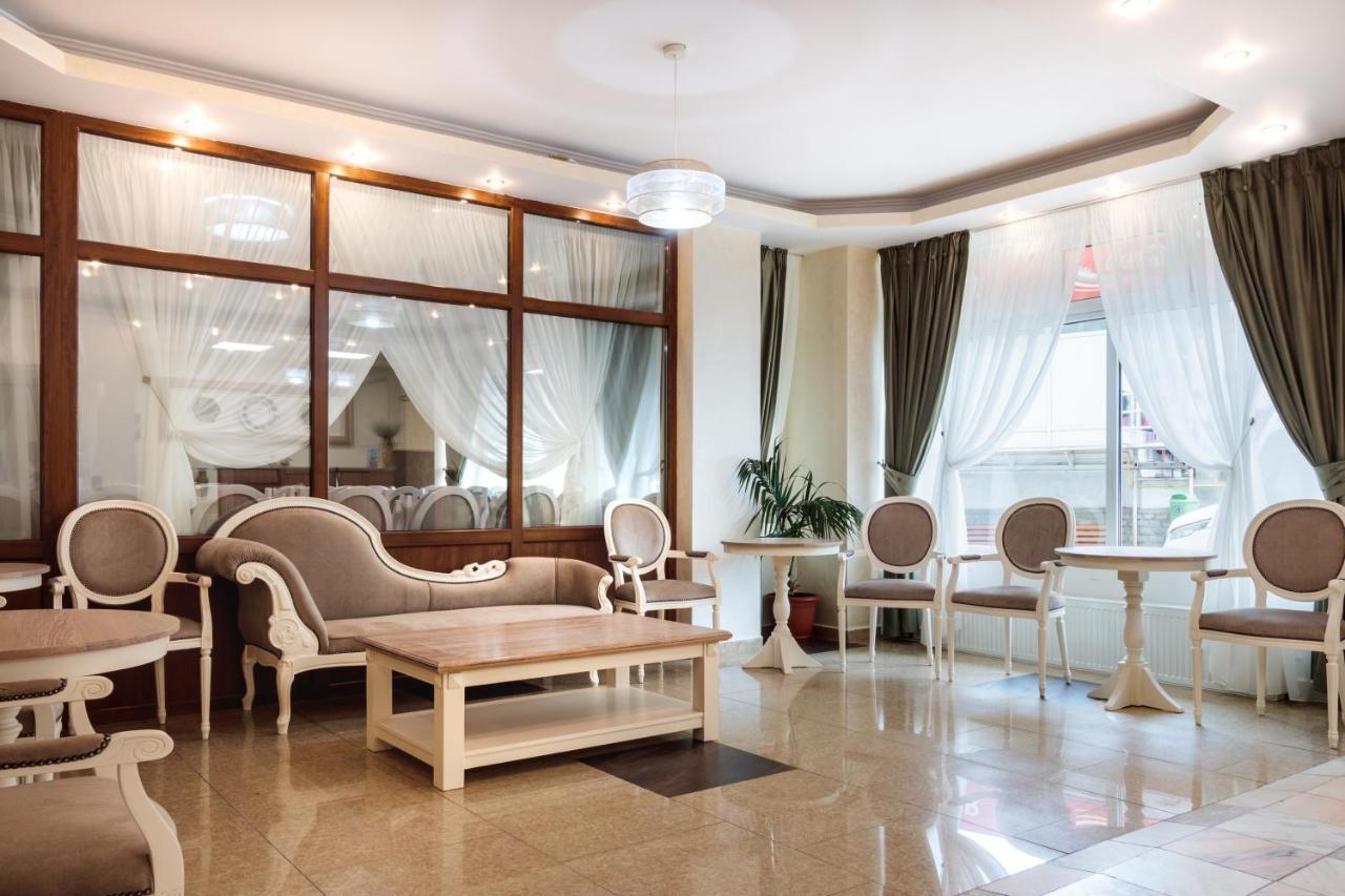 Hotel Central - Baile Olanesti Bagian luar foto