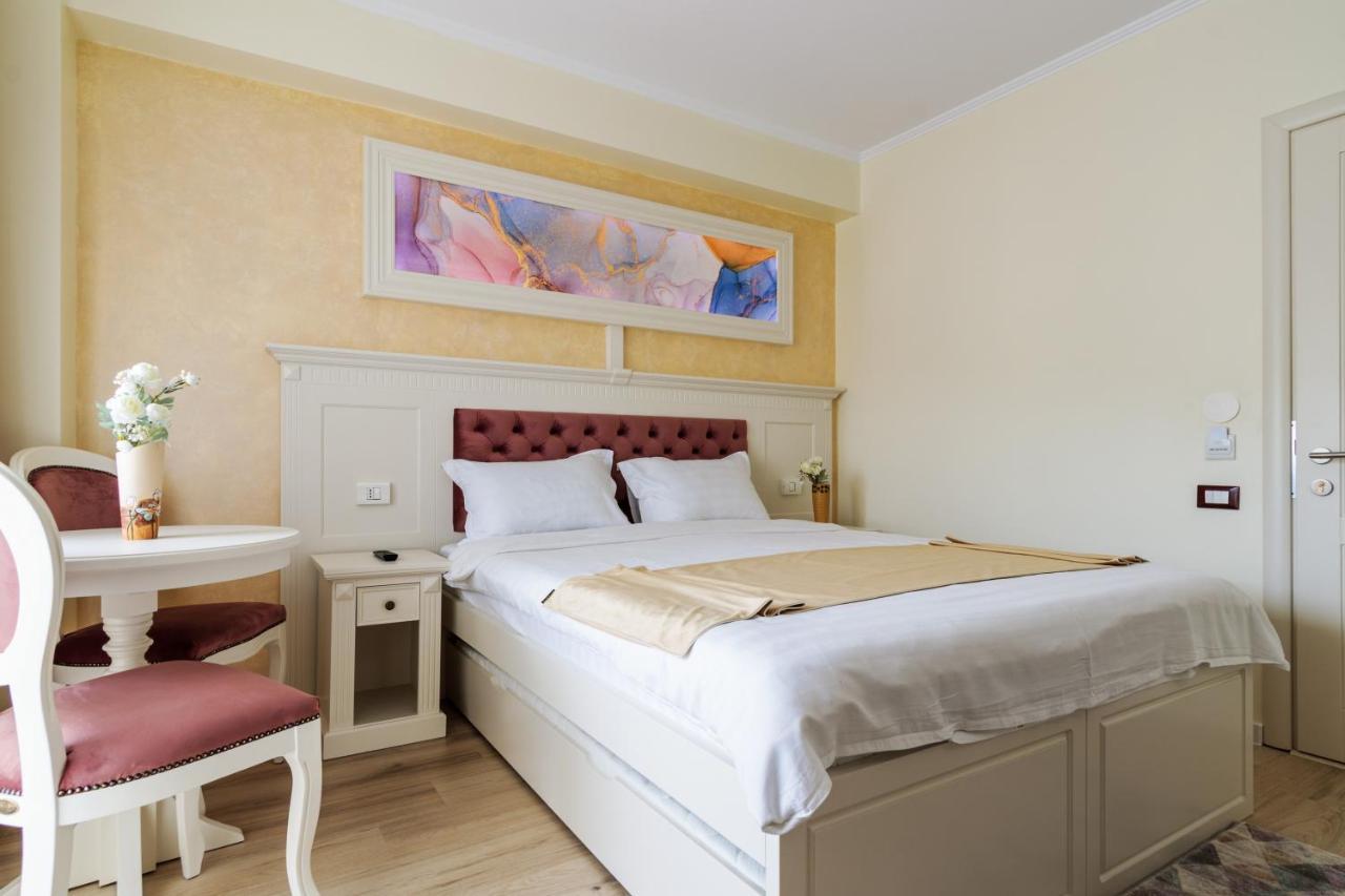 Hotel Central - Baile Olanesti Bagian luar foto