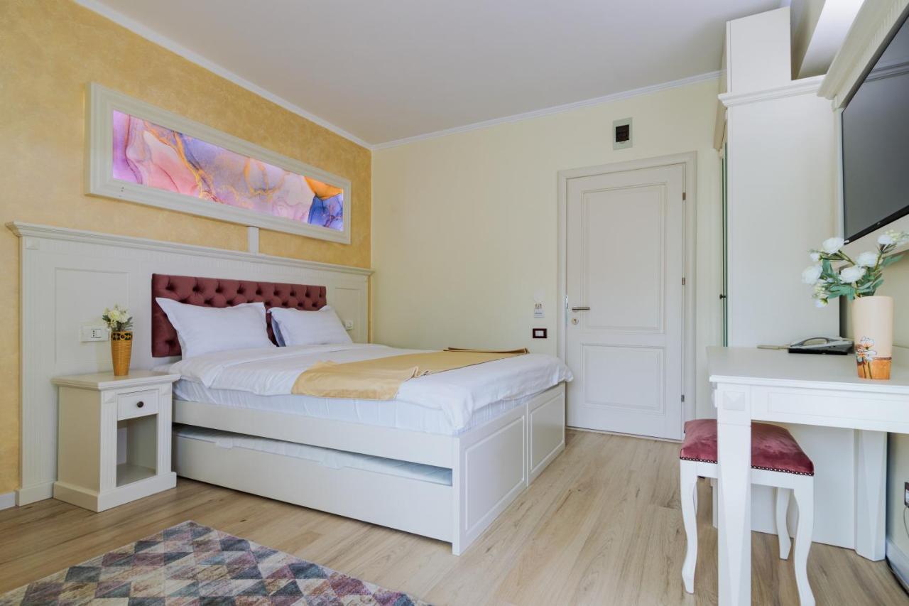 Hotel Central - Baile Olanesti Bagian luar foto