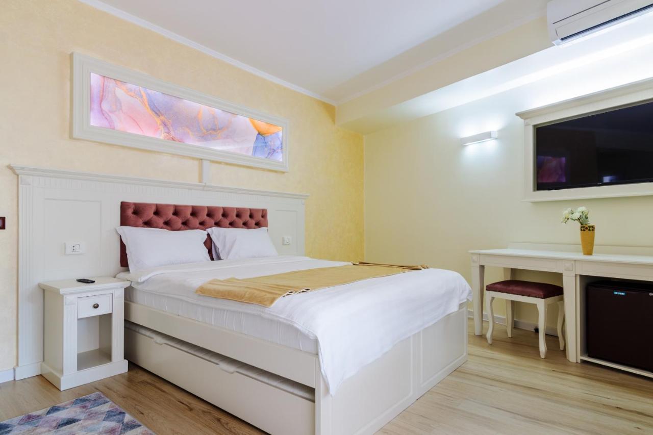 Hotel Central - Baile Olanesti Bagian luar foto