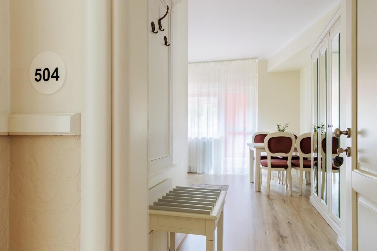 Hotel Central - Baile Olanesti Bagian luar foto